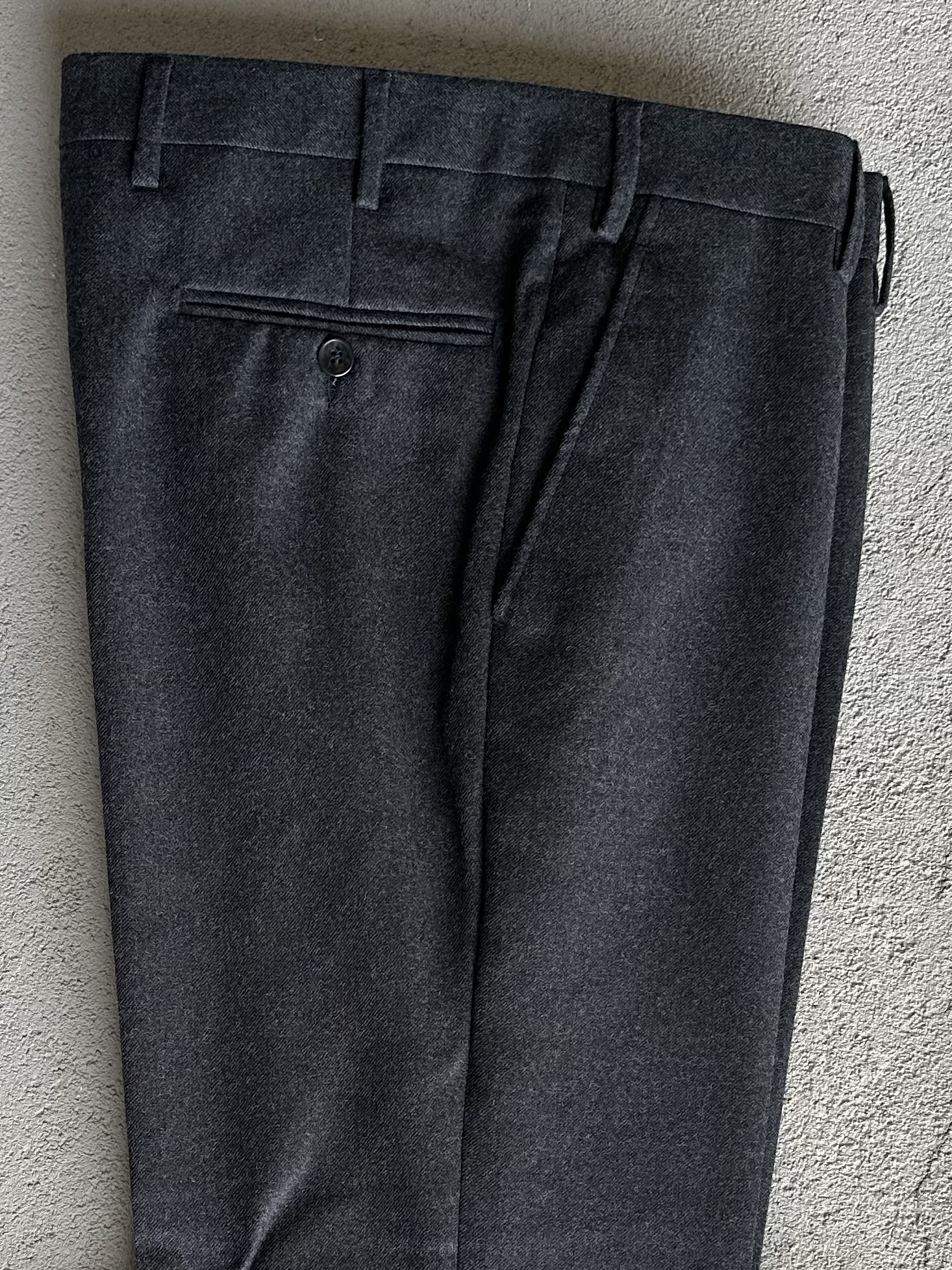 Modello Walker | 100% flanella "Marzotto" | Col. Grigio scuro - immagine 2